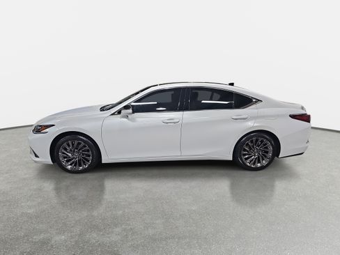 Used 2025 Lexus ES 350 Ultra Luxury image 8