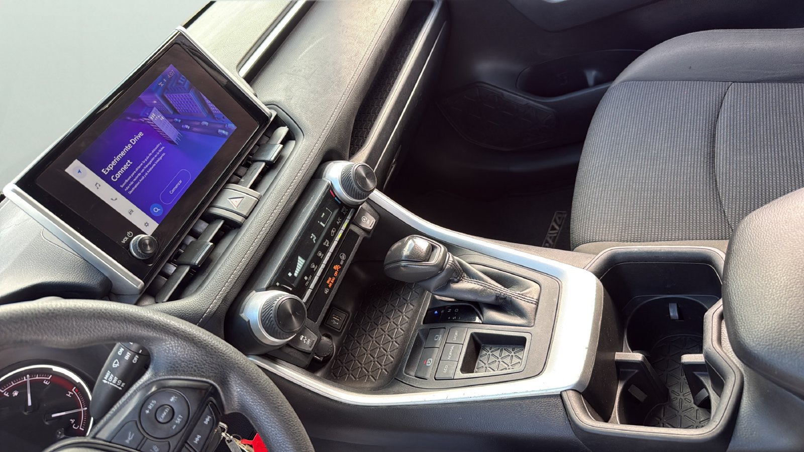 Used 2024 Toyota RAV4 LE FWD image 14