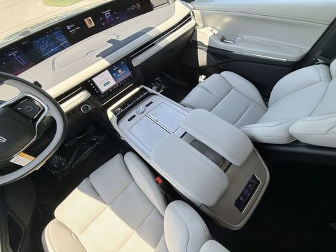 New 2026 Lincoln Navigator L Reserve w/ Jet Appearance Package AWD/4WD image 21