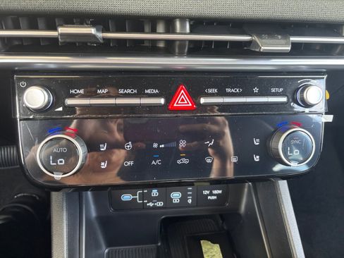 New 2025 Hyundai Santa Cruz Limited image 18