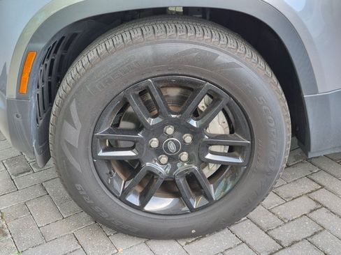 Used 2024 Land Rover Defender 110 S AWD/4WD image 19