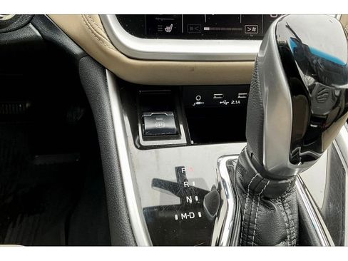 Used 2020 Subaru Outback Limited w/ Popular Package #2 image 30