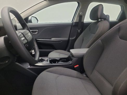 Used 2025 Kia K4 FWD image 17