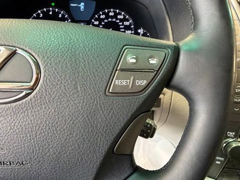 Used 2007 Lexus LS 460 RWD image 18