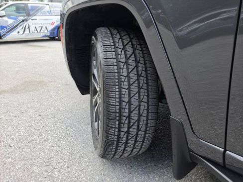 Certified 2021 Jeep Grand Cherokee L Overland AWD/4WD image 37