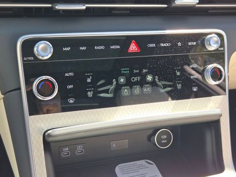 New 2026 Genesis GV80 3.5T Prestige AWD/4WD image 19