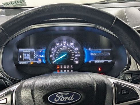 Used 2023 Ford Edge SEL AWD/4WD image 14