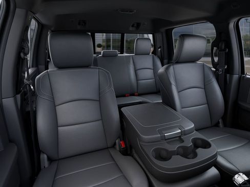 New 2026 RAM 3500 Tradesman AWD/4WD image 17