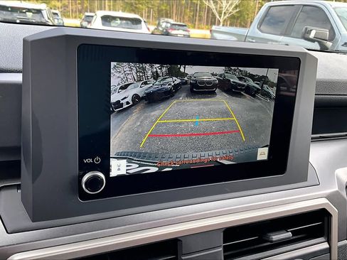 Used 2025 Toyota 4Runner SR5 image 28