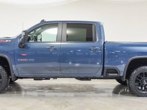 Used 2025 Chevrolet Silverado 2500 LT w/ Safety Package image 8