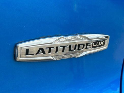 Certified 2022 Jeep Cherokee Latitude Lux AWD/4WD image 32