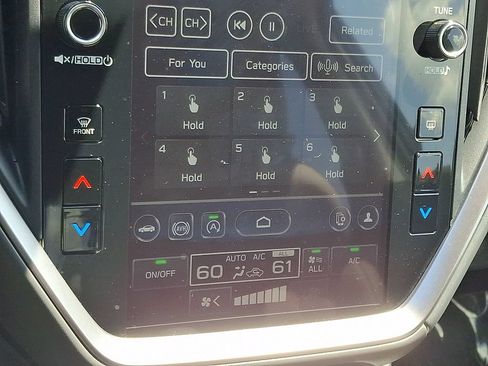 Certified 2025 Subaru Crosstrek 2.5i Premium AWD/4WD image 18