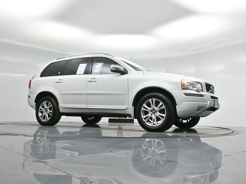 Used 2013 Volvo XC90 3.2 image 2