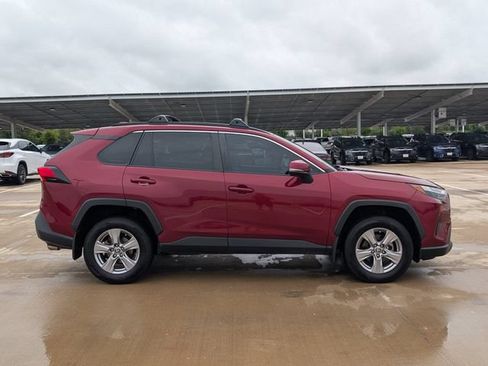 Used 2023 Toyota RAV4 XLE w/ Convenience Package FWD image 6