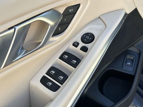 Used 2022 BMW 330i Sedan image 23