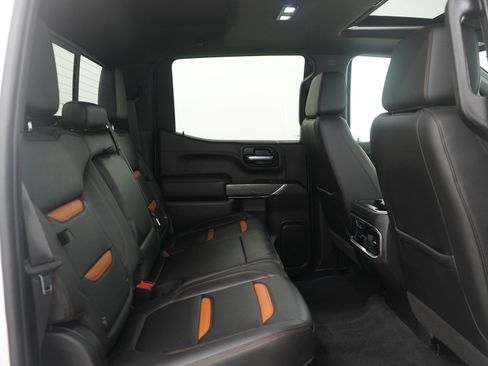 Used 2020 GMC Sierra 1500 AT4 w/ AT4 Premium Package image 12