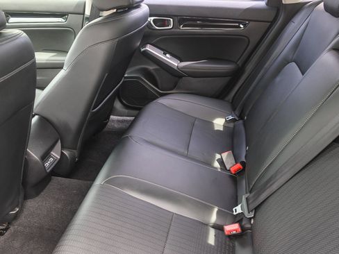 Used 2022 Honda Civic Touring image 19