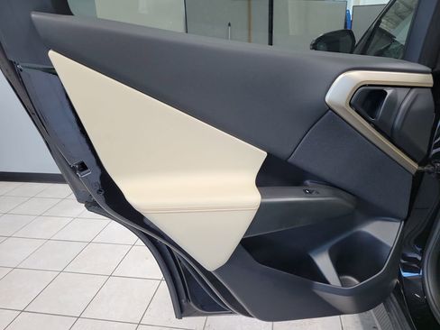 Used 2025 BMW X3 xDrive30i w/ Premium Package image 40