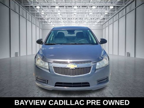 Used 2013 Chevrolet Cruze LS FWD image 6