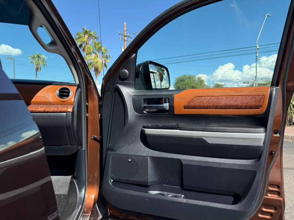 Used 2015 Toyota Tundra 1794 Edition AWD/4WD image 31