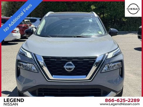 Used 2023 Nissan Rogue Platinum w/ Platinum Premium Package AWD/4WD image 2