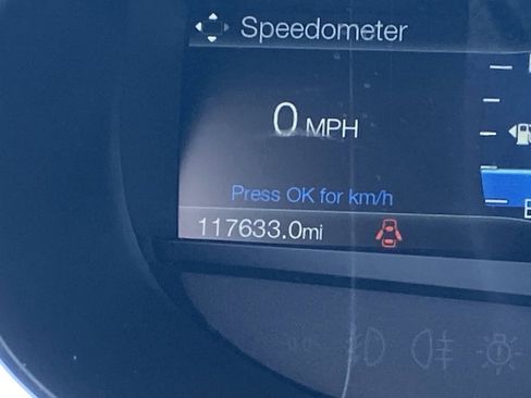 Used 2015 Ford Edge Titanium image 33