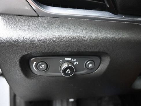 Used 2019 Chevrolet Traverse LT w/ LT Premium Package AWD/4WD image 29