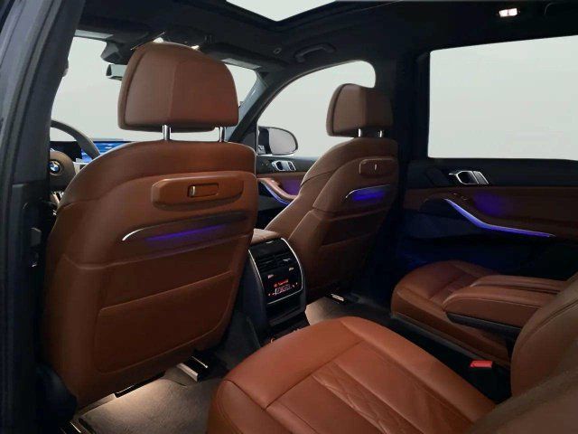 Used 2024 BMW X7 M60i w/ Executive Package AWD/4WD image 67