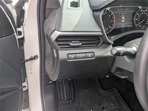 Used 2021 Nissan Altima 2.5 SV image 15