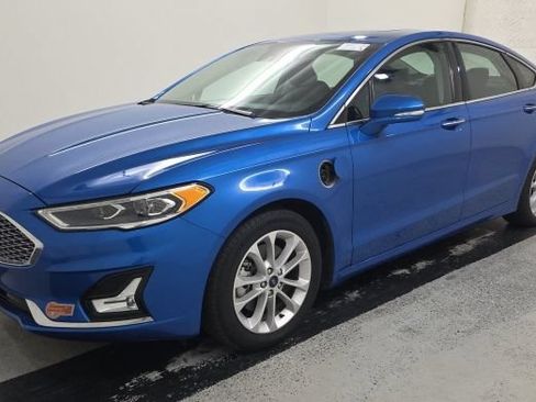 Used 2020 Ford Fusion Energi Titanium FWD image 2