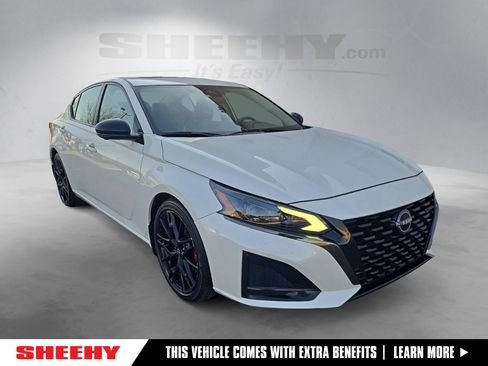 Certified 2024 Nissan Altima 2.0 SR image 1