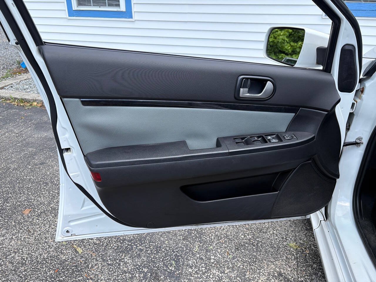 Used 2010 Mitsubishi Galant SE FWD image 13