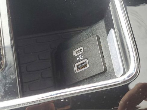 Used 2023 Lincoln Aviator Black Label w/ Dynamic Handling Package AWD/4WD image 33