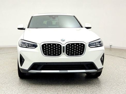 Used 2022 BMW X4 xDrive30i w/ Parking Assistance Package AWD/4WD image 2