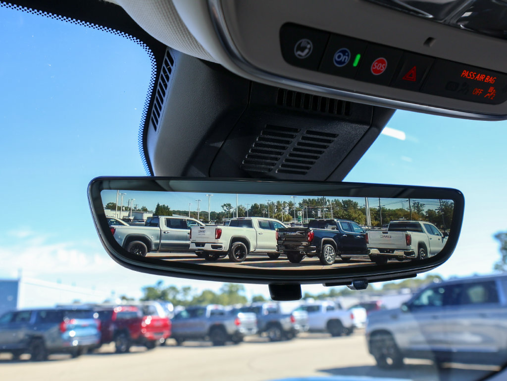 New 2027 GMC Terrain Denali w/ LPO, Black Badging Package AWD/4WD image 30