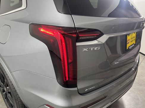 Used 2023 Cadillac XT6 Premium Luxury w/ Technology Package image 29