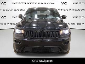 Used 2018 Jeep Grand Cherokee Altitude video 2