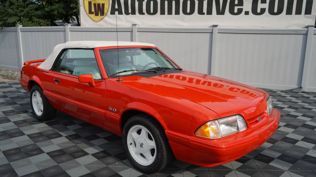 Used 1992 Ford Mustang LX RWD image 16
