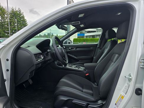 Certified 2025 Honda Civic Sport image 3