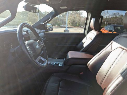 Used 2024 Ford Expedition Max Limited AWD/4WD image 17