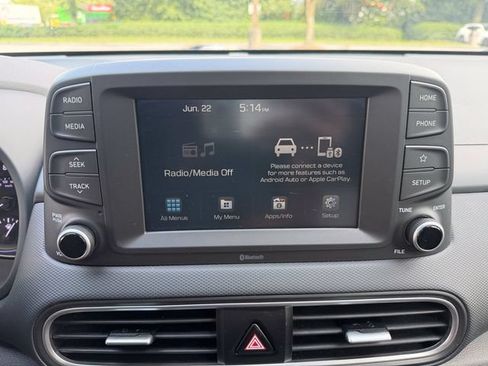 Used 2021 Hyundai Kona SE FWD image 17