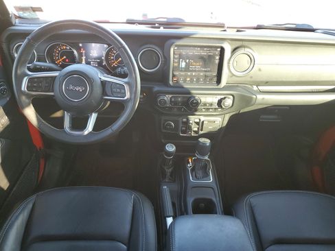 Used 2019 Jeep Wrangler Unlimited Sahara image 13