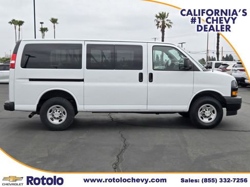 Used 2023 Chevrolet Express 3500 LS image 8
