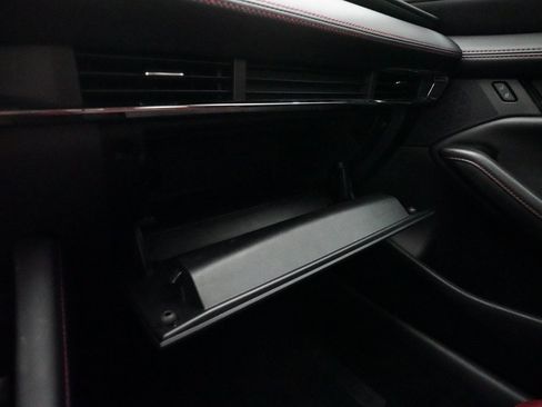 Used 2025 MAZDA MAZDA3 s image 28