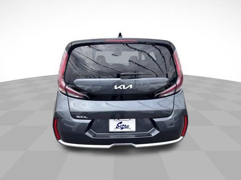Used 2023 Kia Soul LX w/ Option Group 015 FWD image 8