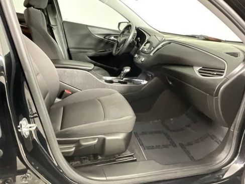 Used 2023 Chevrolet Malibu LT FWD image 29