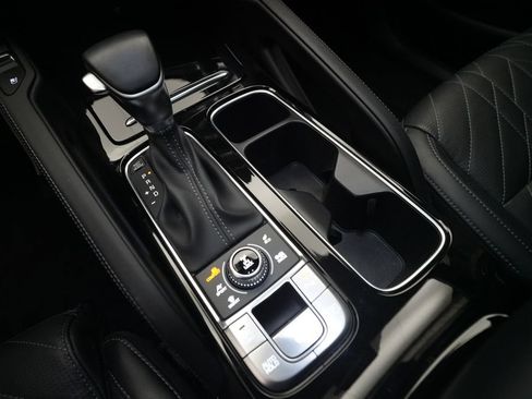 Certified 2024 Kia Telluride SX Prestige X-Line image 17