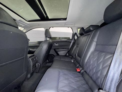 New 2026 Nissan Rogue Platinum w/ Platinum Premium Package image 17