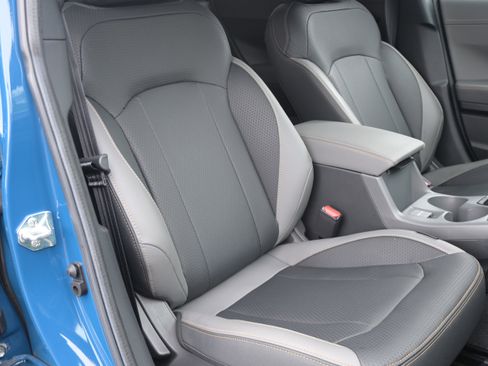 Used 2025 Subaru Crosstrek 2.5i Wilderness w/ Wilderness Package AWD/4WD image 33