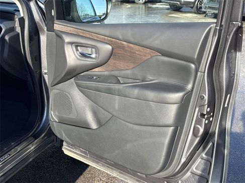 Used 2020 Nissan Murano Platinum w/ Cargo Package image 16